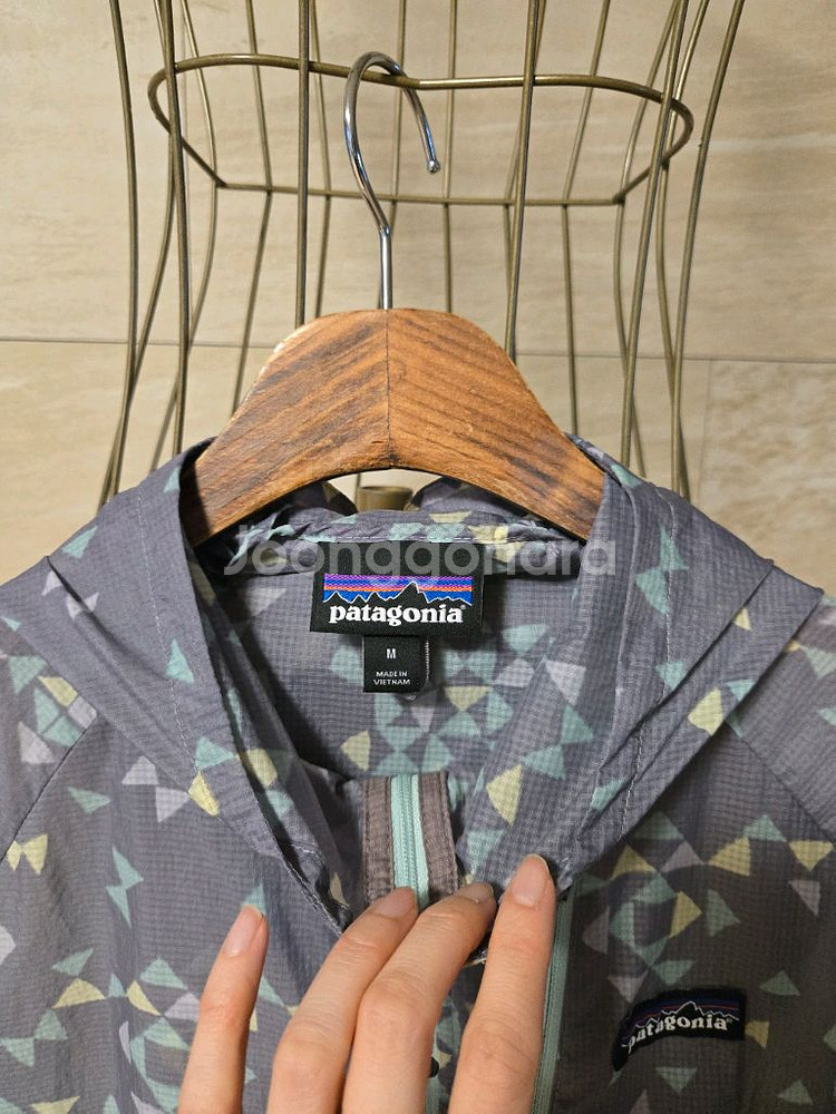 [m] 파타고니아 바람막이 여성 자켓--4