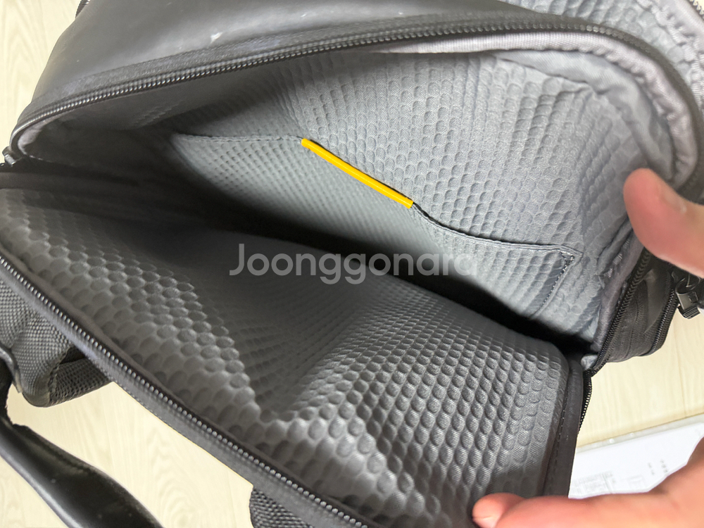 투미 알파브라보 네비게이션 백팩 블랙 오닉스--6