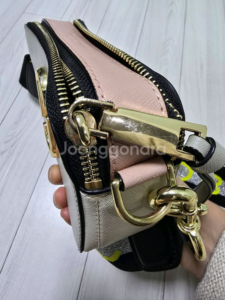 마크제이콥스 카메라백 더스트멀티 정품 운포--4