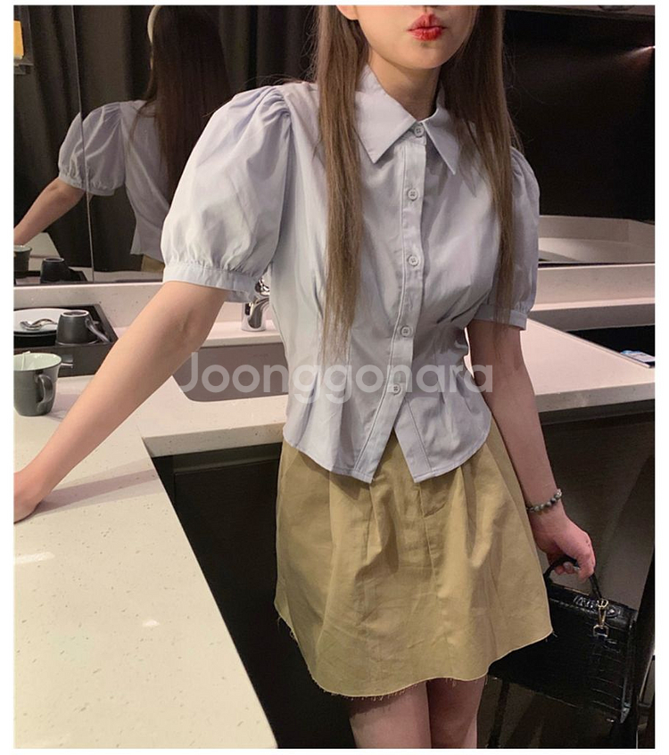 하늘색 퍼프 플리츠 블라우스--4