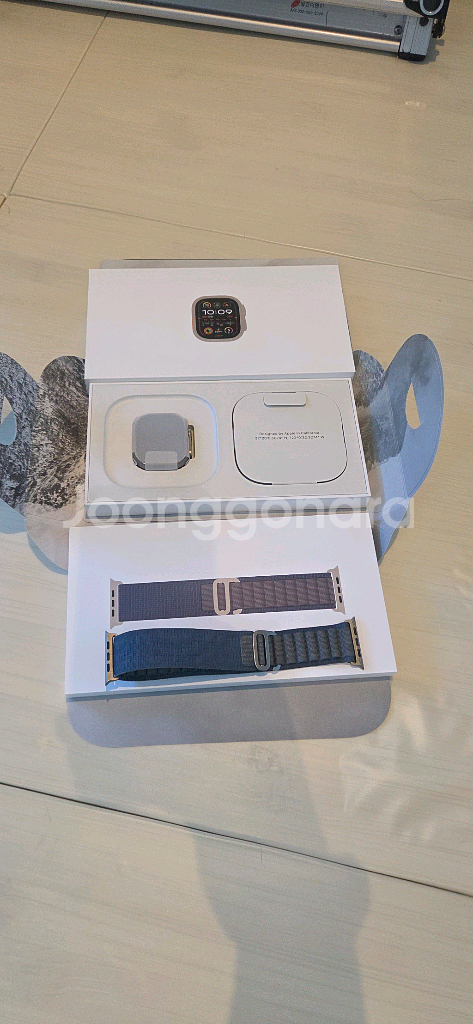 애플워치 울트라 2 티타늄 + 알파인루프 L 판매합니다--0