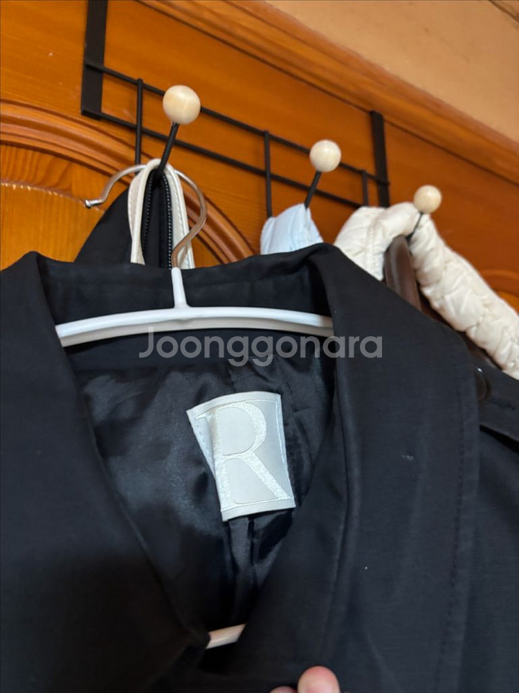 로니엘 트렌치자켓 검정 끈도있음--1