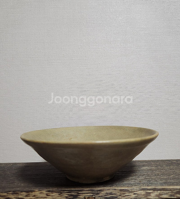 골동품 고려시대 초기 고려청자 햇무리굽 다완--0