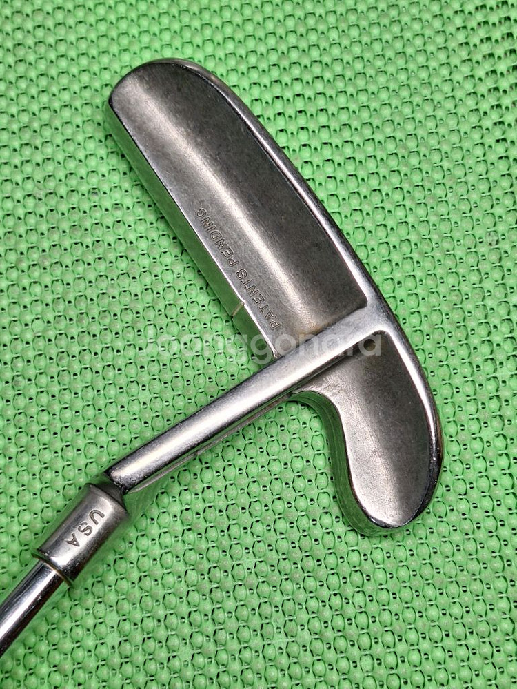 HUSTLER 엔틱 퍼터--2