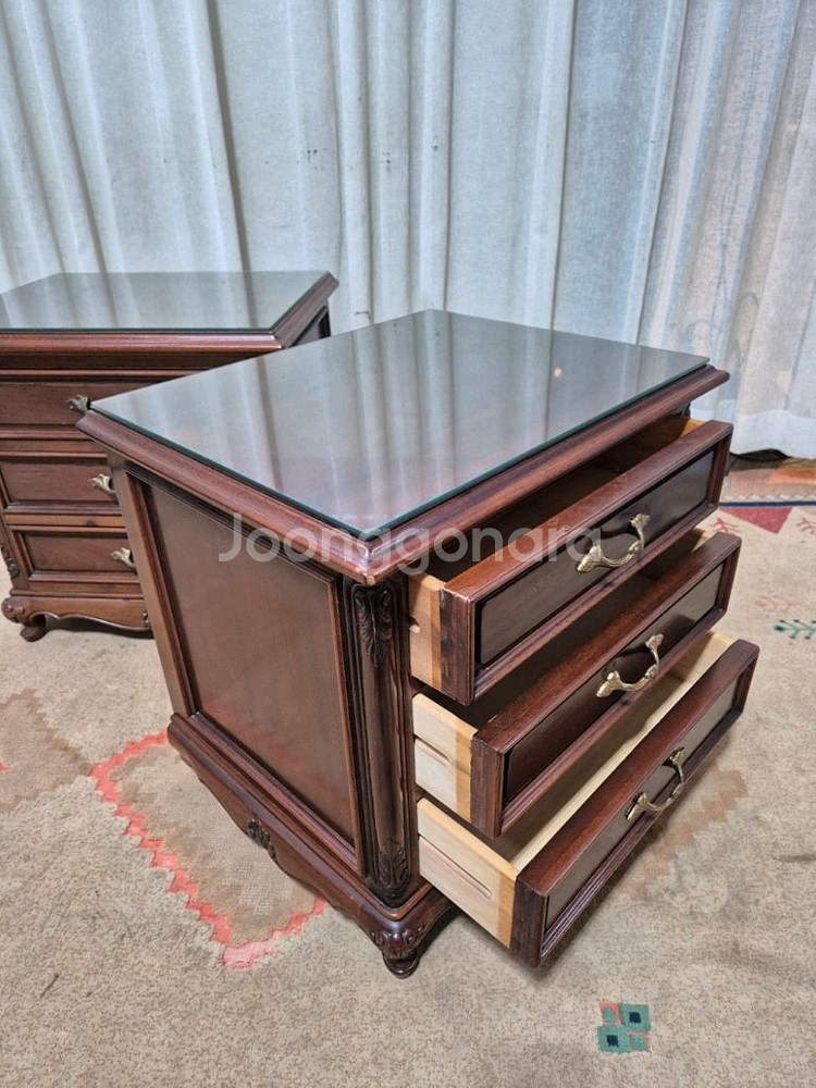 1970년대 빈티지 원목 3단 협탁--5