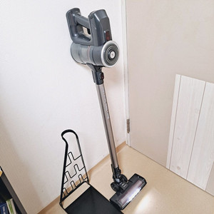 디베아 욜로닉스 뉴x10+ 무선청소기 거치대포함 3in1 스틱형+핸디형+침구헤드