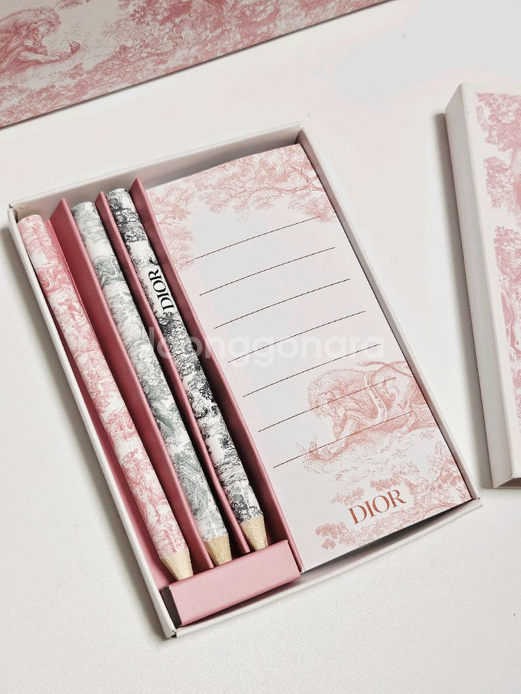 디올 색연필 세트--2