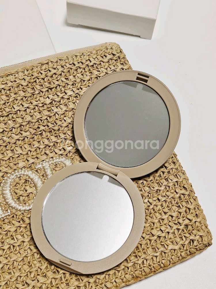 디올 라탄 파우치 + 라탄 거울 세트--5