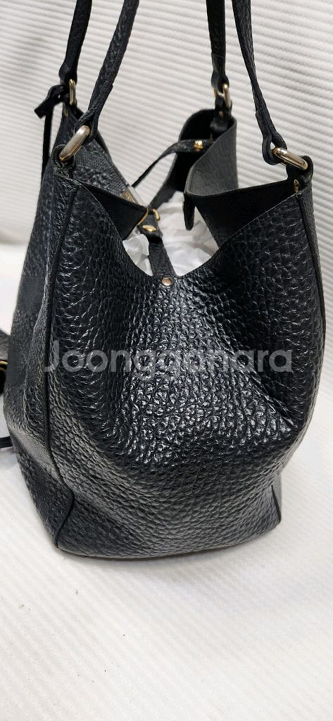 버버리 캔터버리 레더 숄더백--4