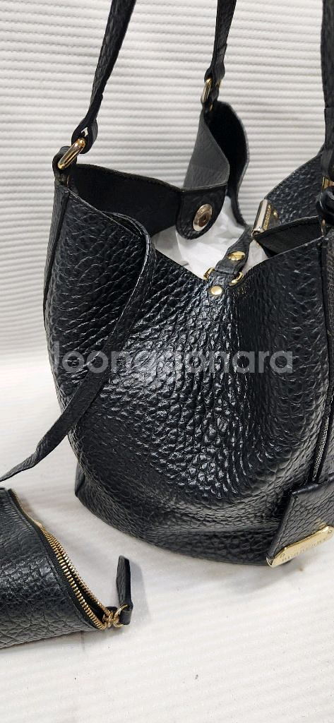 버버리 캔터버리 레더 숄더백--5