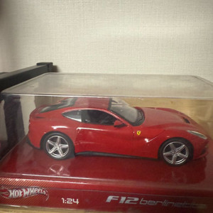 핫휠 F12 베르티갈 다이캐스트 모델카
