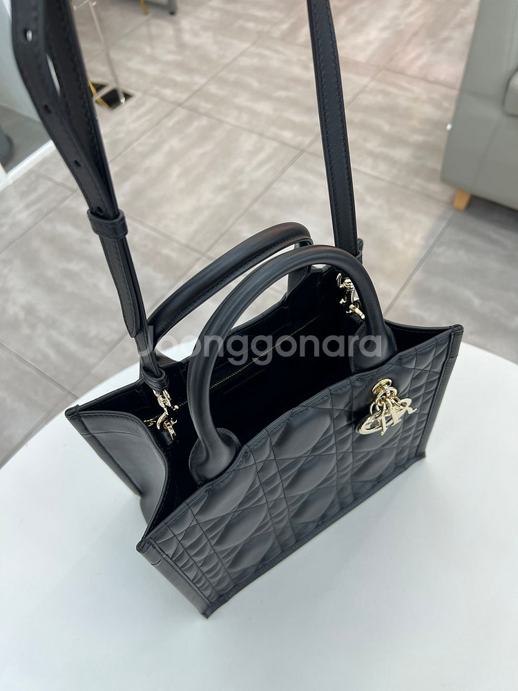 [중고명품 럭스올 울산점]디올 북토트 스몰 백 까나쥬 토트백--6