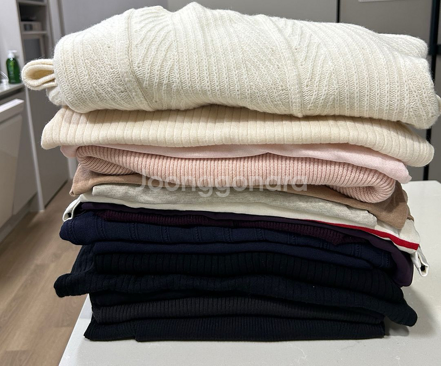 앤테일러 등 여성 니트 스웨터 16벌 거의 새상품!--0