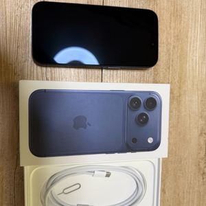 아이폰17프로 딥블루 256 자급제 팝니다