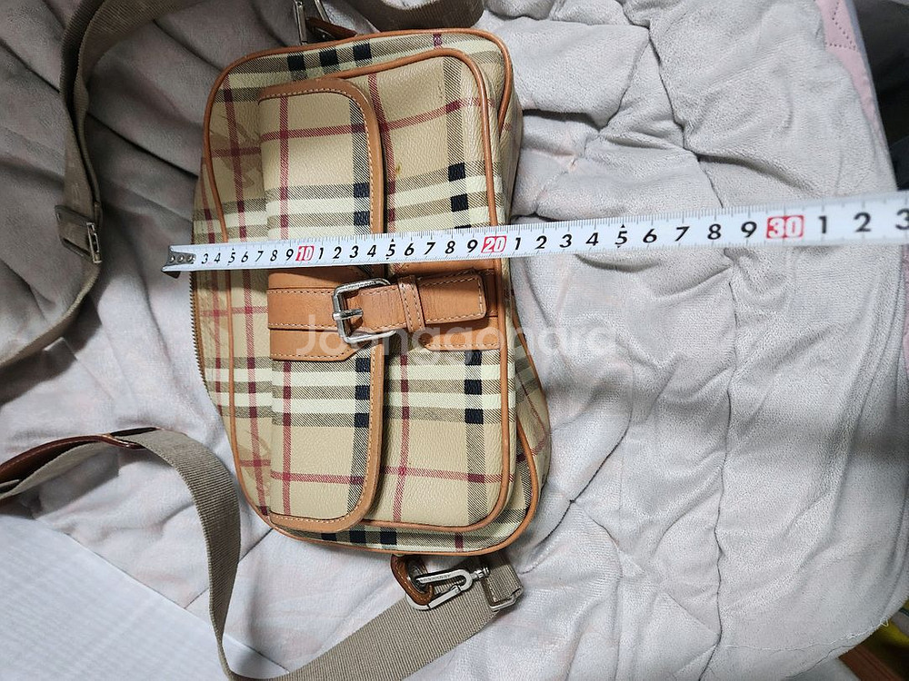 체크 패턴 크로스백--5