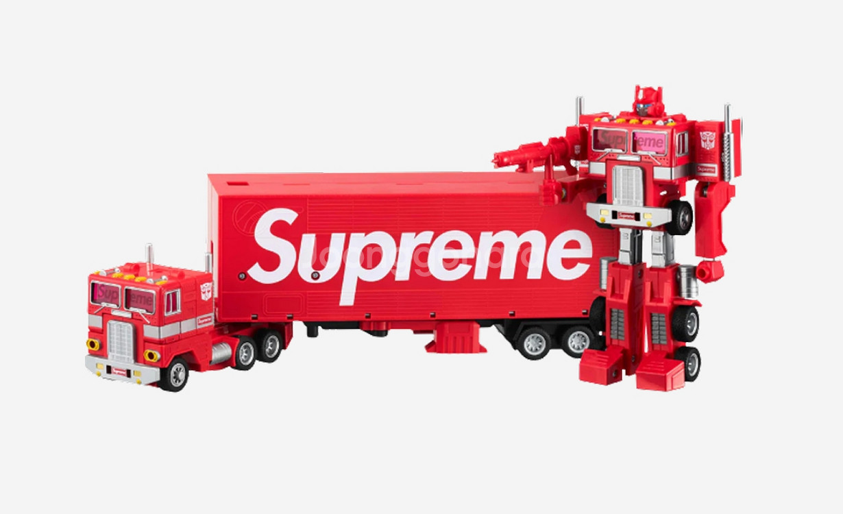 슈프림 트랜스포머 옵티머스 프라임 피규어--0