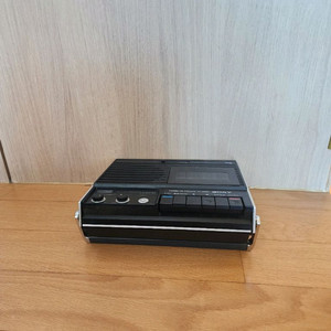 소니 빈티지 카세트 플레이어 TC-1260A