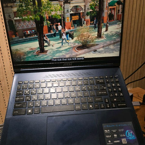 MSI 스텔스 AI Studio A1VFG-U9(32ram / 1TB / Ultra9 / RX4060)