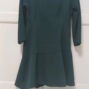 THE Izzat 플레어 원피스(상태최상)