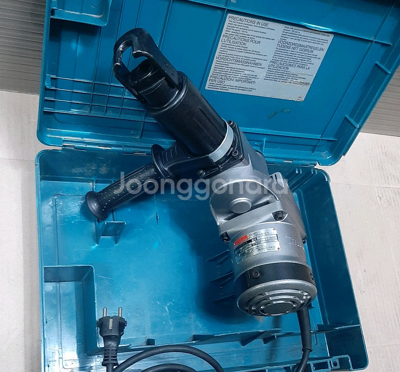 마끼다 함마드릴--2