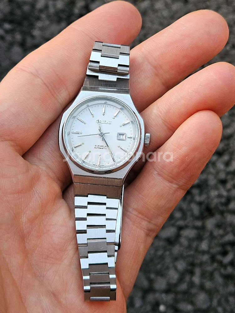 오리엔트 빈티지시계--0