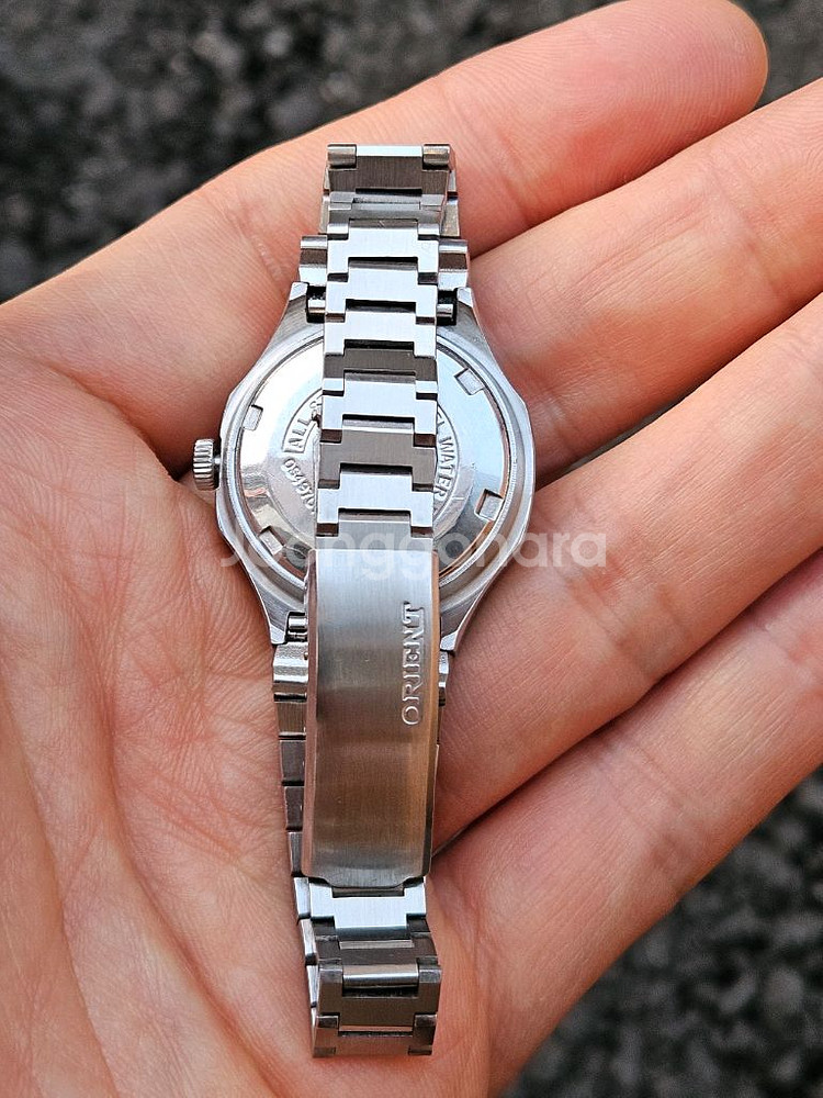 오리엔트 빈티지시계--1