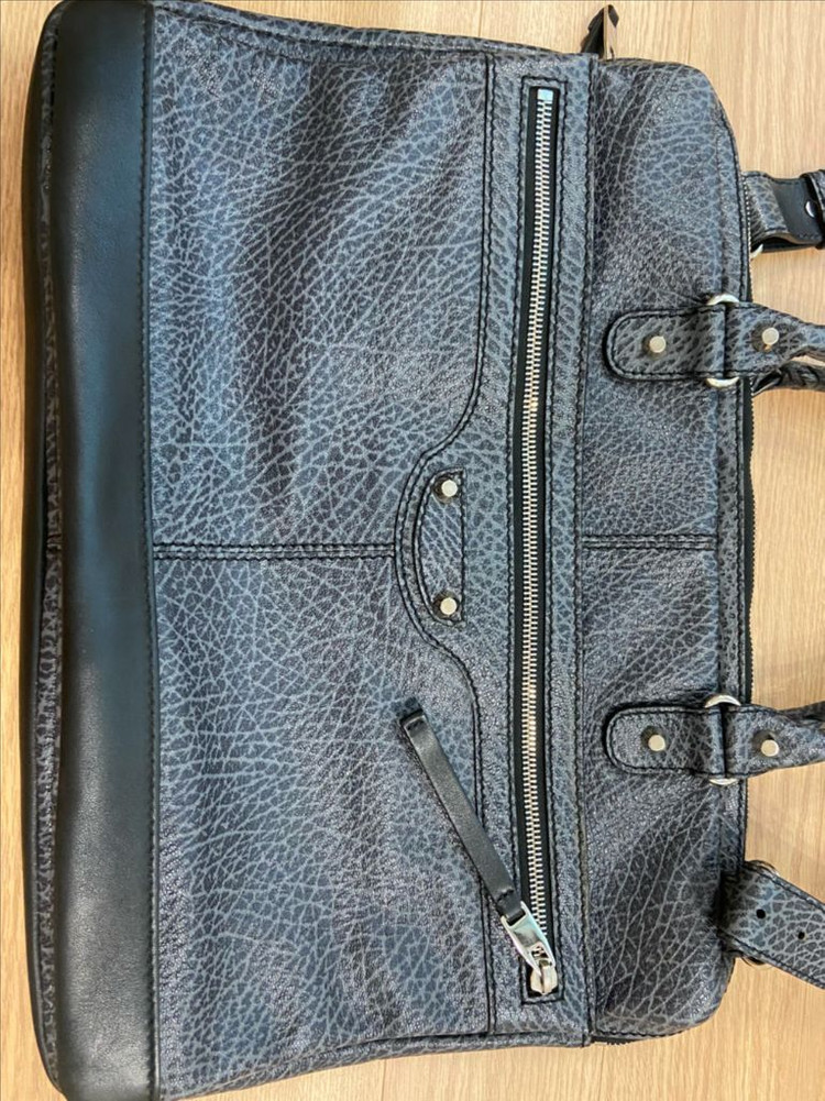 발렌시아가 서류,노트북 가방 이미지