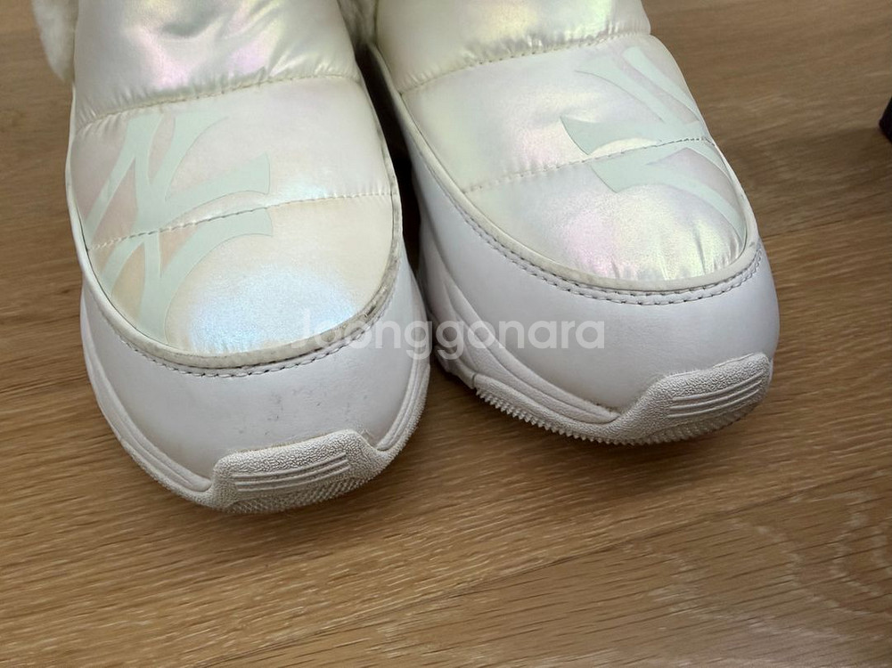 mlb키즈 패딩 방한부츠 220 팝니다.--5