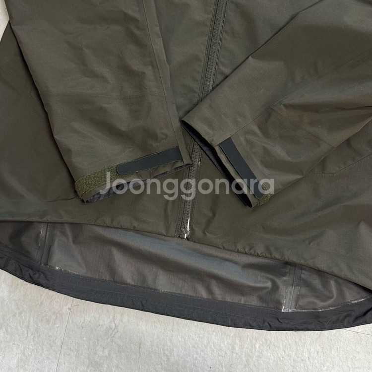 (s) 아크테릭스 제타sl 고어텍스 자켓 드라세나 올리브--2