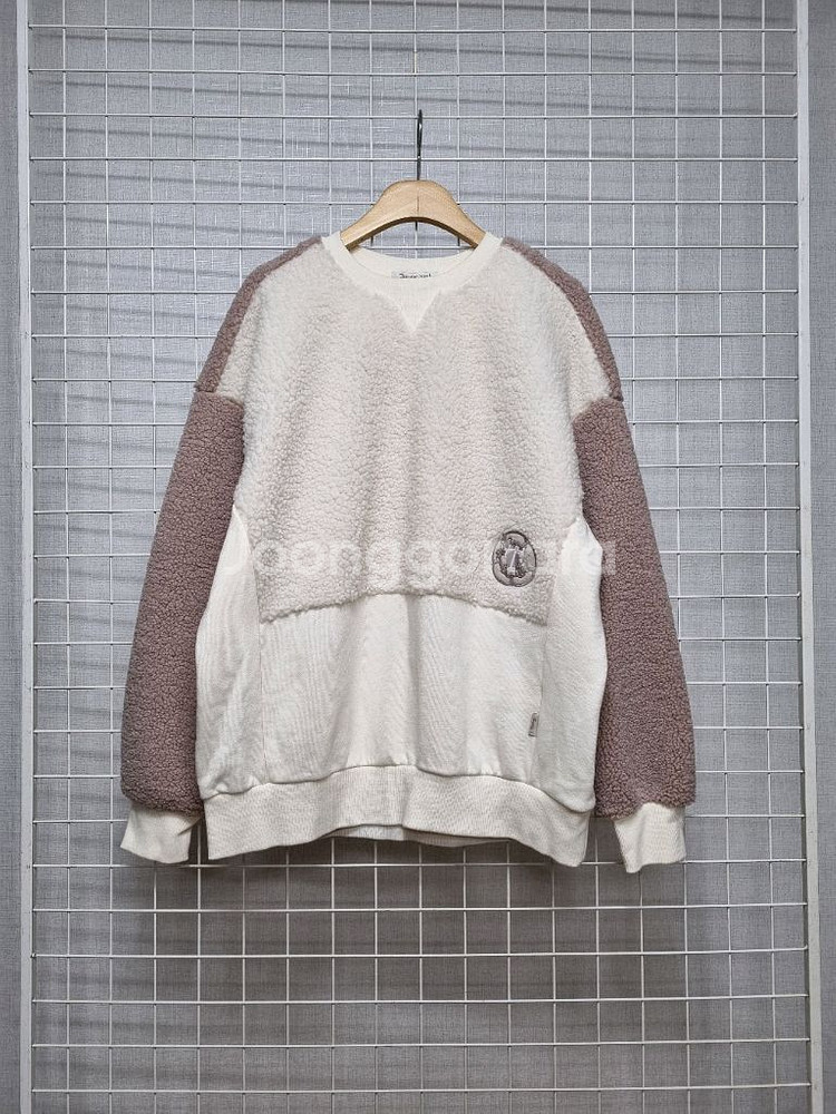 써스데이아일랜드 뽀글이 맨투맨--0