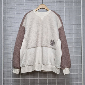 써스데이아일랜드 뽀글이 맨투맨