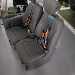 더 그랜드스타렉스 3열 4열 시트