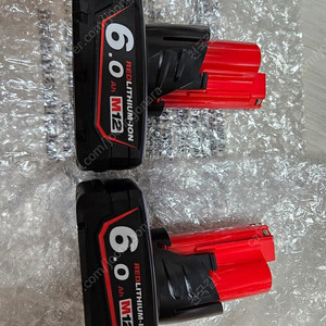 밀워키 m12 6ah 미사용 정품배터리2개