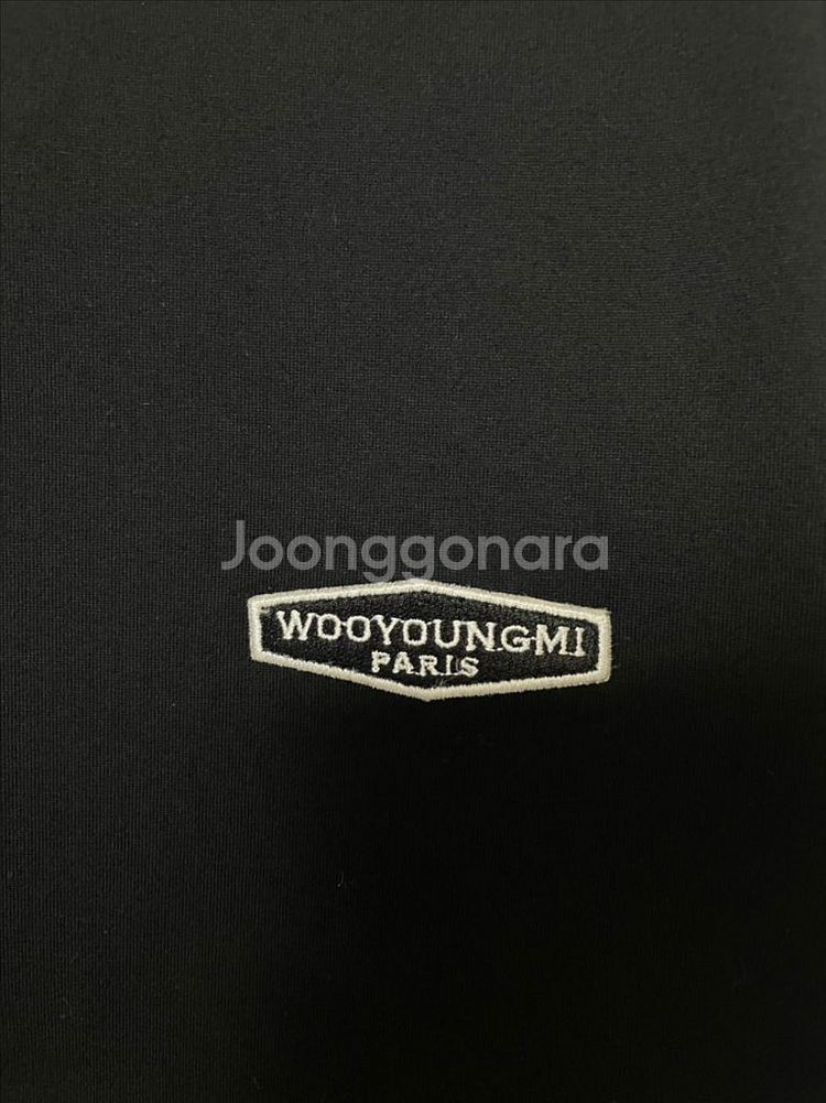 [46] 우영미 블랙 백로고 반팔 티셔츠--2