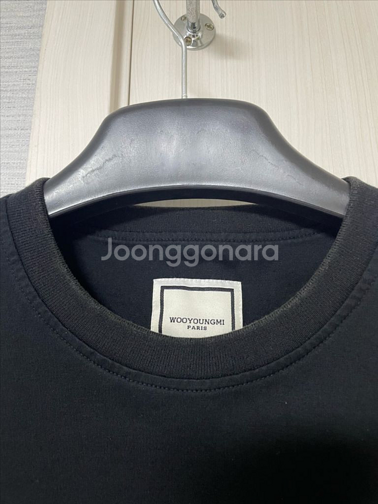 [46] 우영미 블랙 백로고 반팔 티셔츠--3