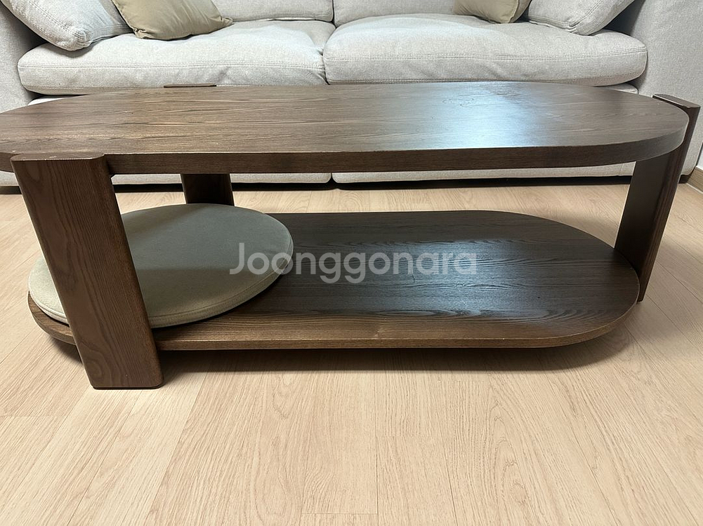 까사미아 몽스 티 테이블--0