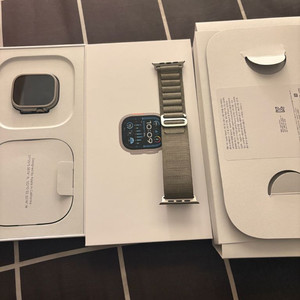 애플워치 울트라2 49mm 티타늄 애플케어 팝니다