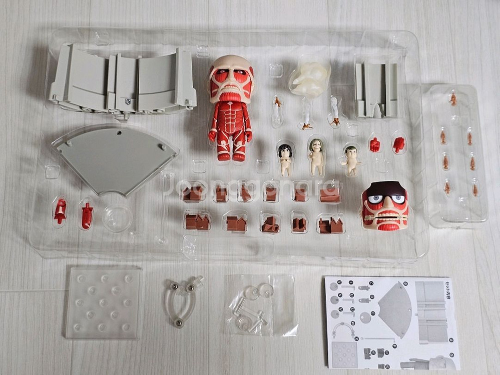 초희귀미개봉)진격의거인 초대형거인 360 넨도로이드 피규어 베르톨트--3