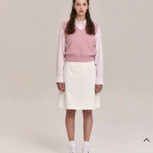 더바넷 핑크 포니 니트베스트