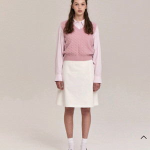 더바넷 핑크 포니 니트베스트