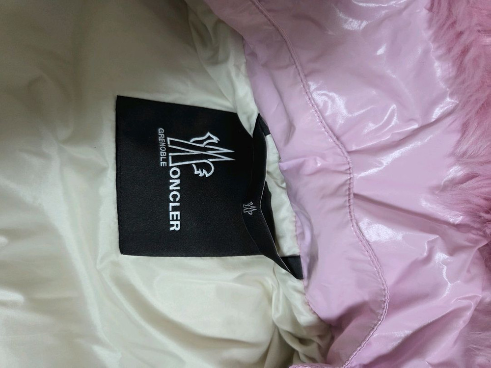 몽클 키즈패딩 새옷 399000원 이미지