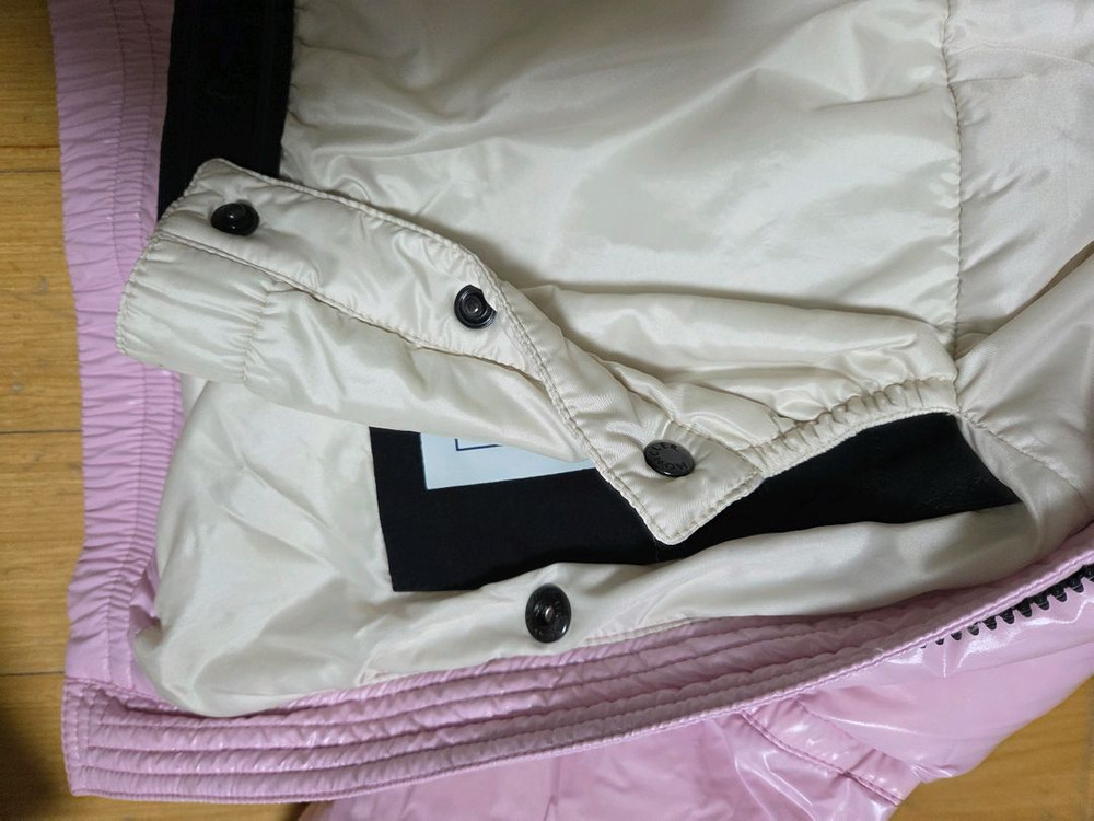 몽클 키즈패딩 새옷 399000원 이미지