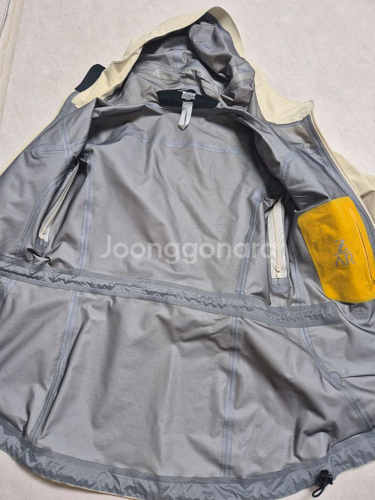 아크테릭스 여성 아톰 LT 재킷 XS--1