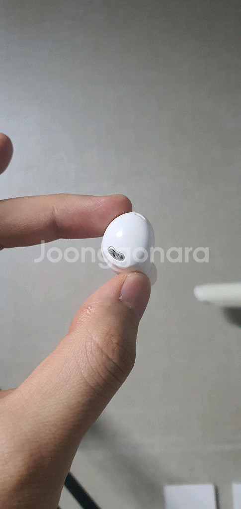 버즈 프로 화이트 왼쪽,오른쪽 유닛 판매합니다--0