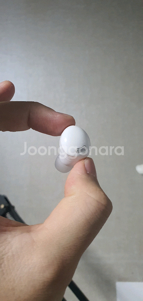 버즈 프로 화이트 왼쪽,오른쪽 유닛 판매합니다--1