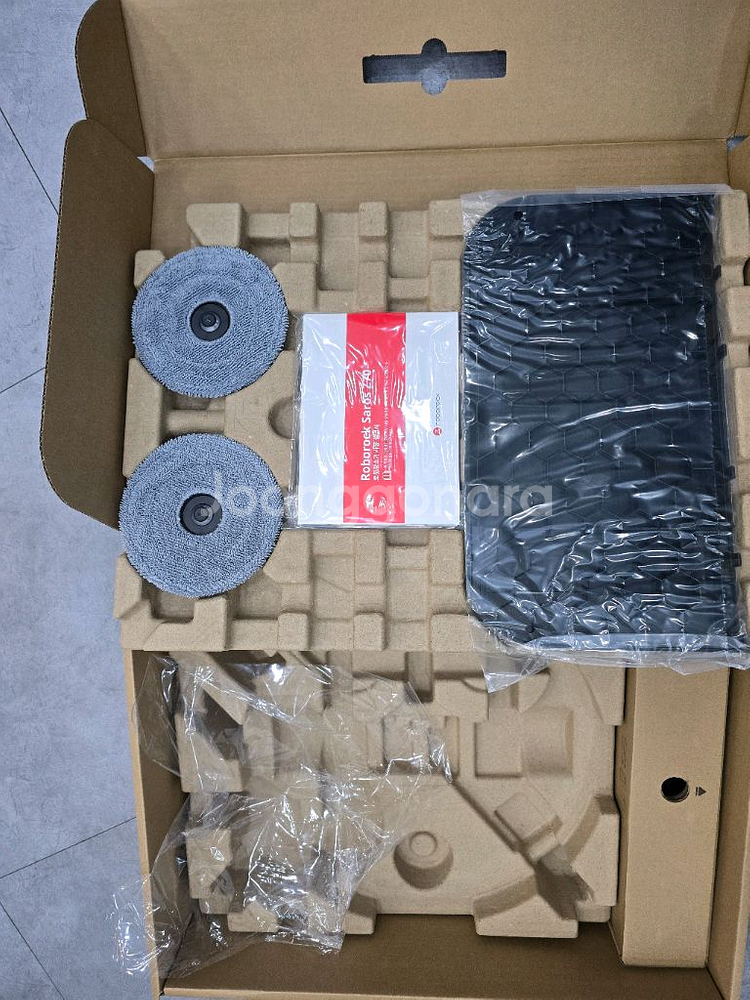 로보락 Z70 Saros 로봇청소기 1분이내 시운전--4