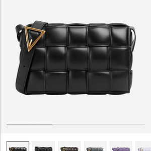 보테가베네타 패딩 카세트백