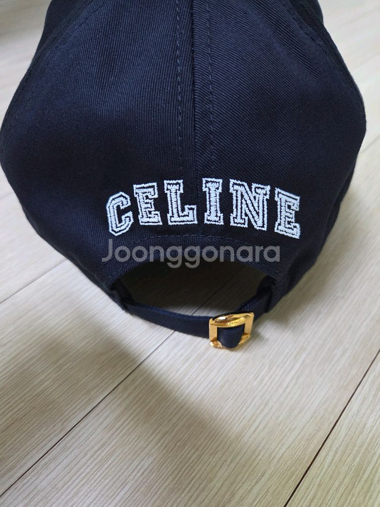 셀린느 로고 볼캡 신상 팝니다. 새상품--2