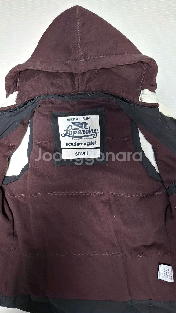 슈퍼드라이 여성 다운패딩 베스트 90 Academy Gilet--6