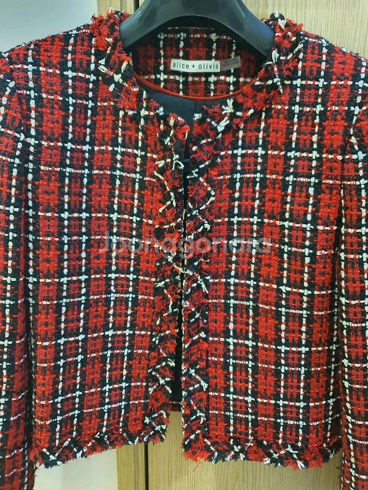 Alice + Olivia 여성 자켓 새상품 판매합니다!--1